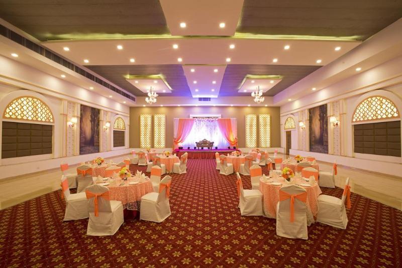 Kings Forth Hotels New Delhi Exterior photo